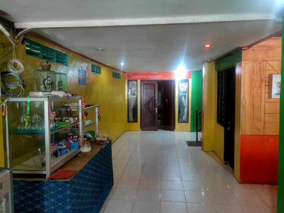 Oyo 90041 Hotel Sinar Lumayan Syariah Balikpapan  Exterior photo