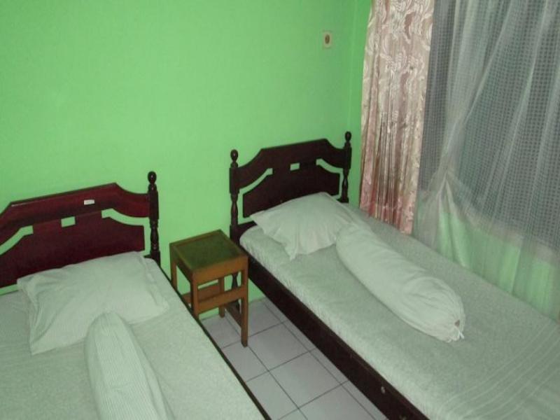 Oyo 90041 Hotel Sinar Lumayan Syariah Balikpapan  Exterior photo